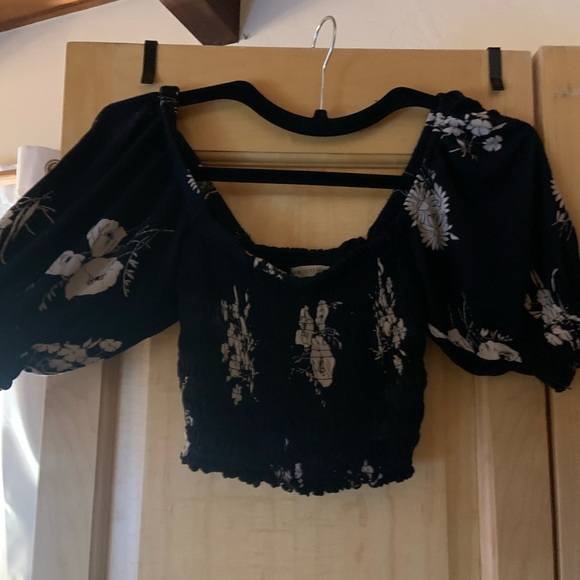 Top - Picture 3 of 3